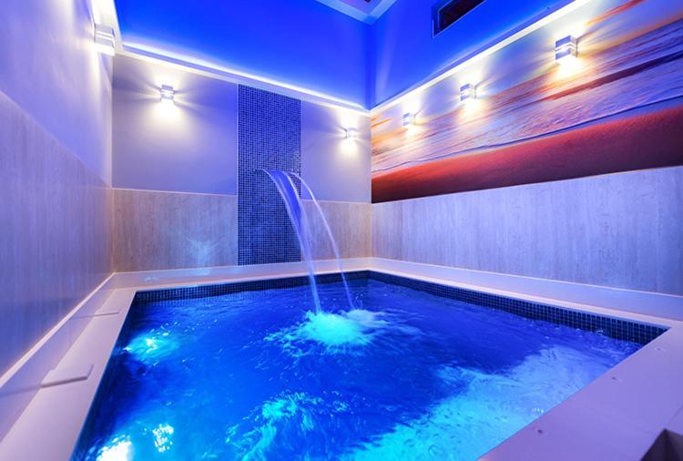 Azure Motel (Adults Only) Registro  Esterno foto